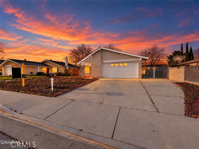 823 E Kildare Street — photo