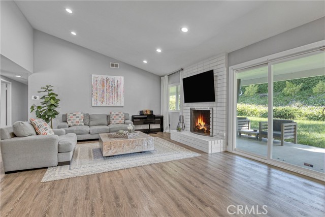 7293 Cirrus Way — photo