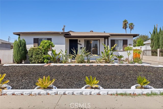 8127 Wilkinson Ave — photo