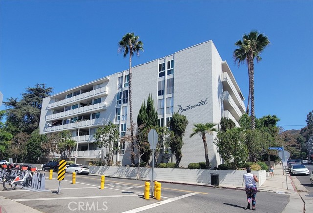7309 Franklin Ave 406 — photo