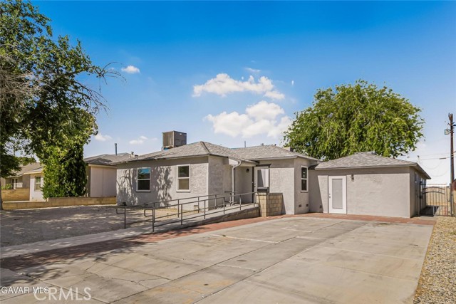 44503 Fern Avenue — photo