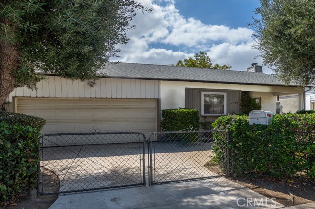 14734 Magnolia Blvd — photo