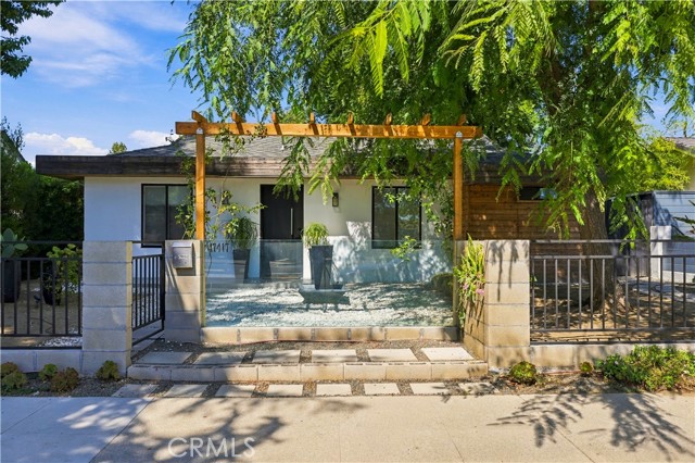 17417 Sherman Way — photo