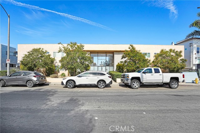 5232 Corteen Pl 7 — photo