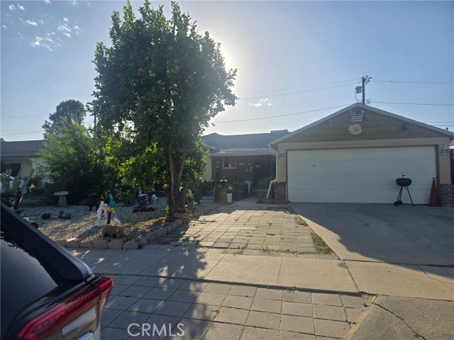 7057 Aura Ave — photo