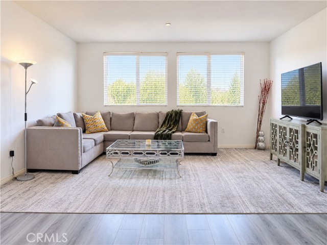13951 Sherman Way 301 — photo