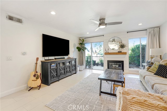 11621 Tampa Ave Unit 194 — photo