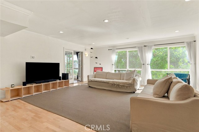 5315 Zelzah Ave Unit 16 — photo