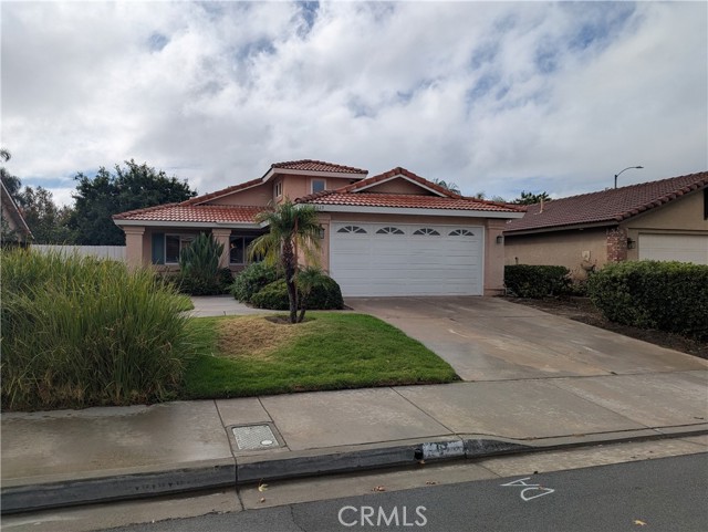 8615 Barton — photo