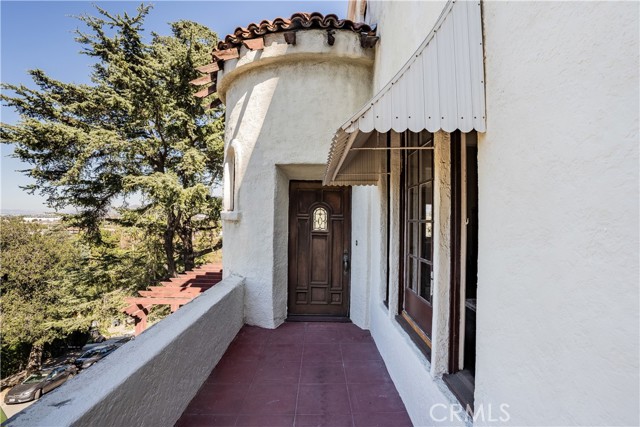 718 East Cypress St, Glendale, CA 91205 — photo 2