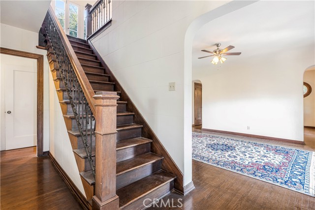 718 East Cypress St, Glendale, CA 91205 — photo 3