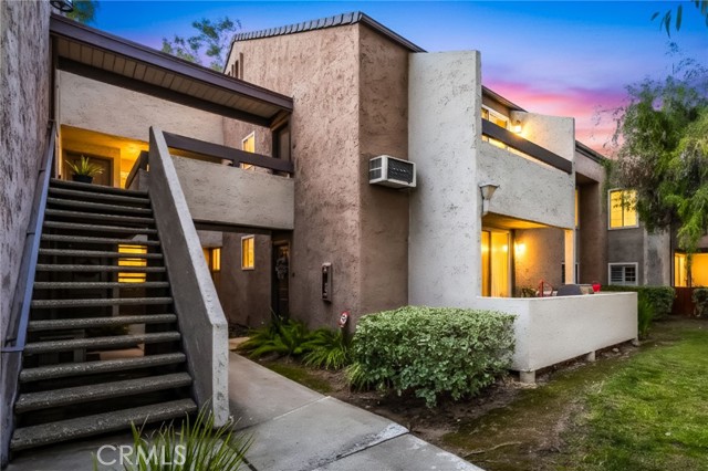 1350 N Escondido 46 — photo