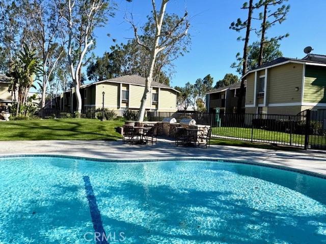 3535 Banbury Dr 88 — photo