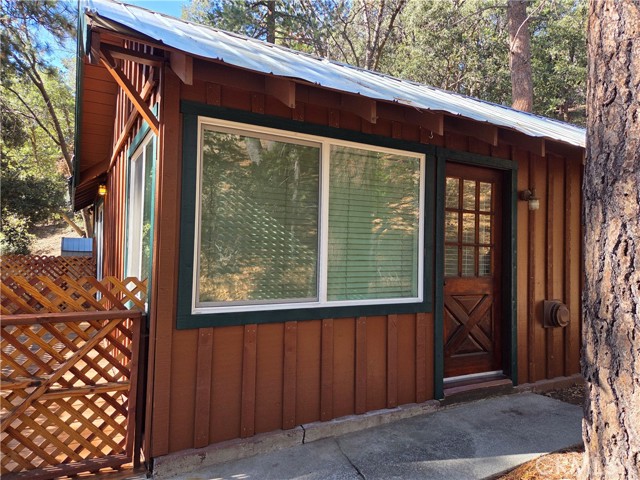 5910 Robin Oak — photo
