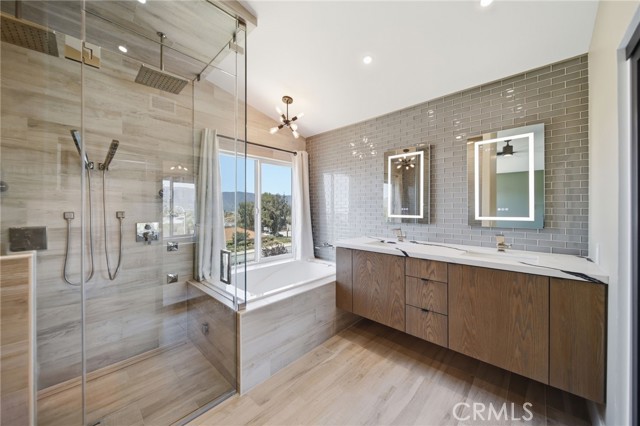 31509 Stoney Creek — photo