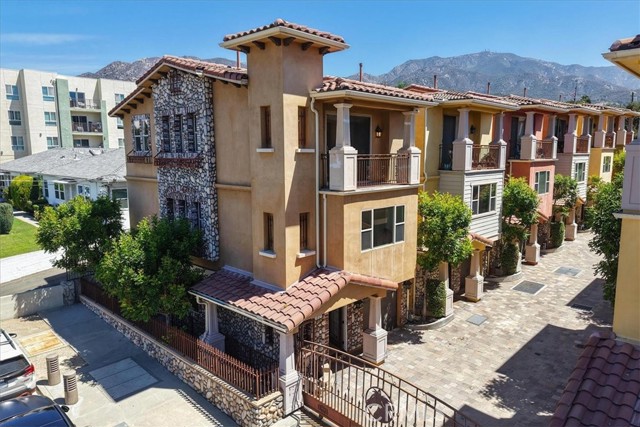 10121 W Amber Ct — photo