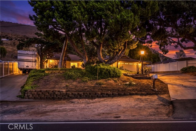 4581 Crestview Dr — photo