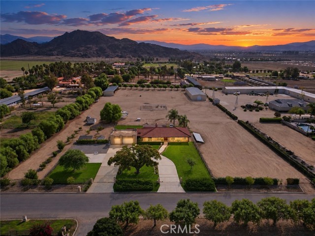 25124 Los Rancherias — photo