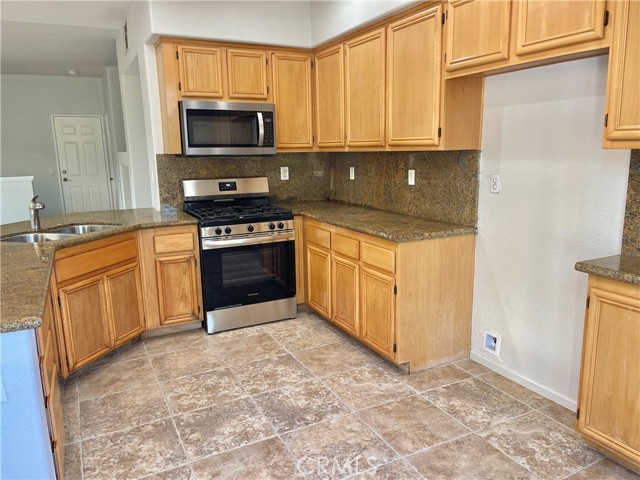 25192 Meadow Walk 1 — photo