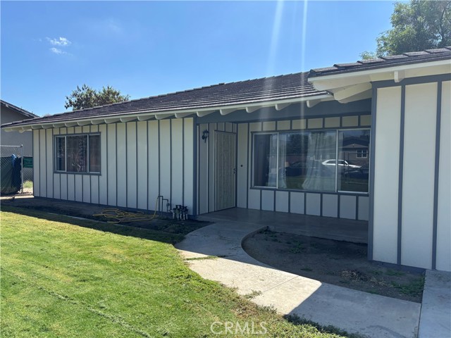 40425 Whittier Ave — photo