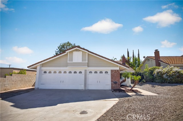 33050 Sangston — photo