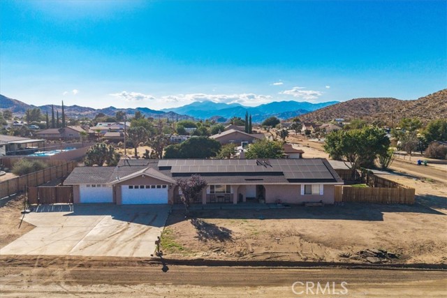 8318 Balsa — photo