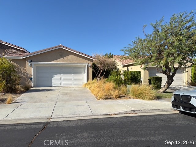 1272 Esperanza — photo