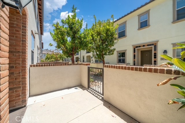 809 El Paseo — photo