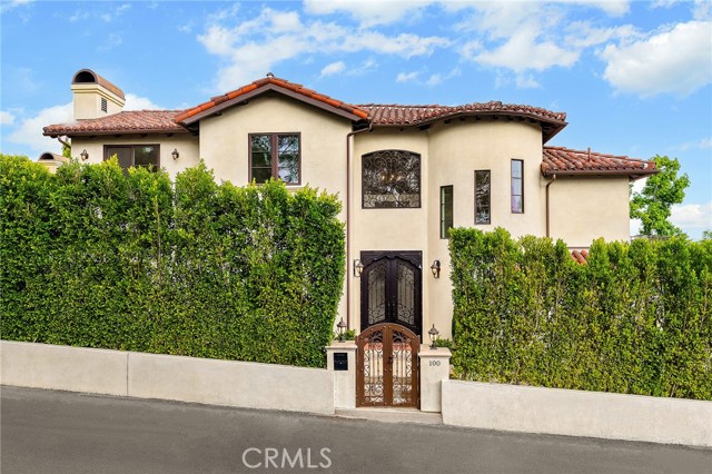 100 Country Club Dr — photo
