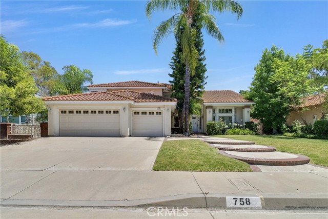 758 Trotter Ct — photo