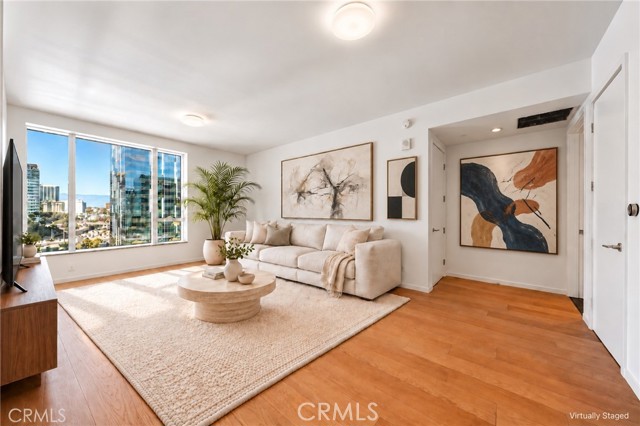 889 Francisco St 1210 — photo