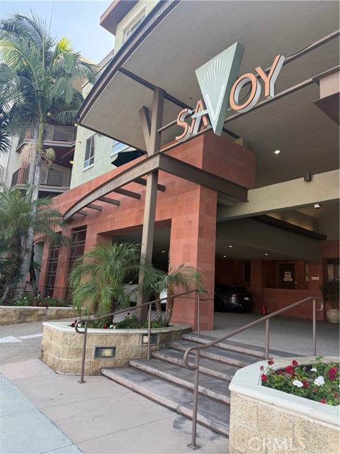100 S Alameda 318 — photo