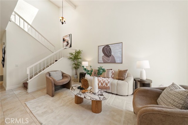 130 Almador — photo