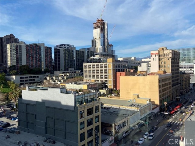 400 S Broadway 1704 — photo