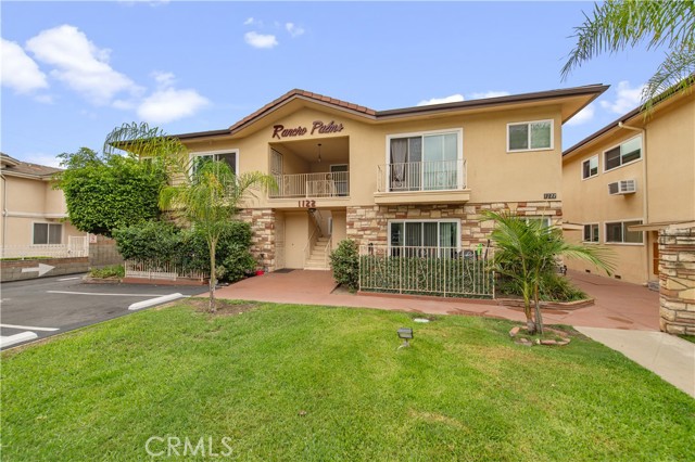 1122 W Huntington Dr 9 — photo