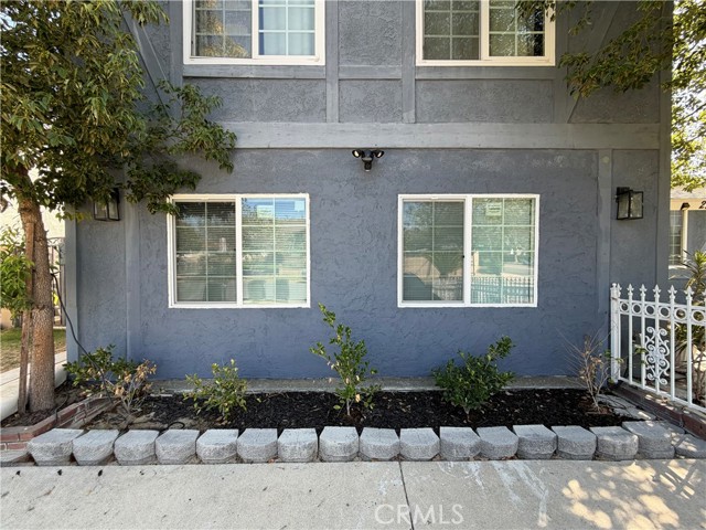 2555 S Prairie Dunes — photo