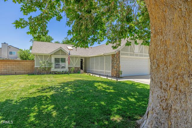 524 E Ivyton St, Lancaster, CA 93535 — photo 2