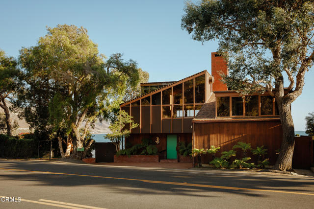 3674 W Pacific Coast Hwy — photo