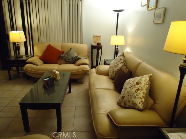 1301 S Greenwood 31 — photo