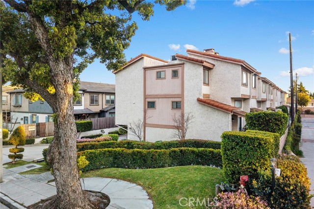 1006 Arcadia D — photo