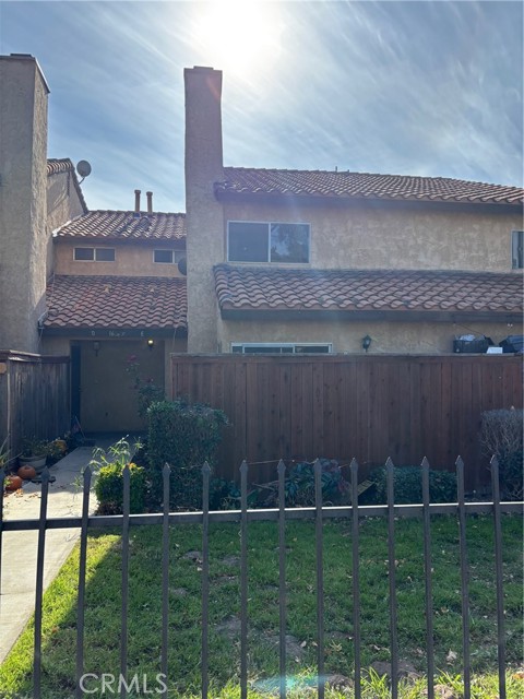 16595 Upland Unit E, Fontana, CA 92335