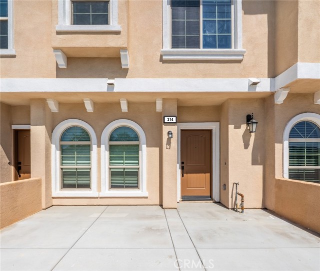 15447 Pomona Rincon Rd 314 — photo