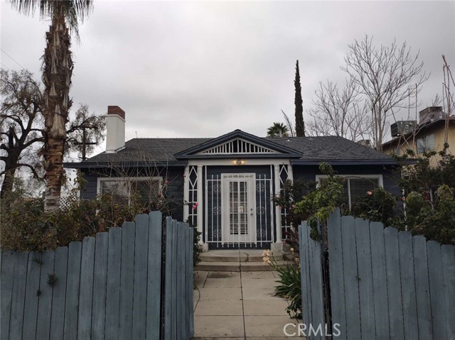 1618 Baker St — photo