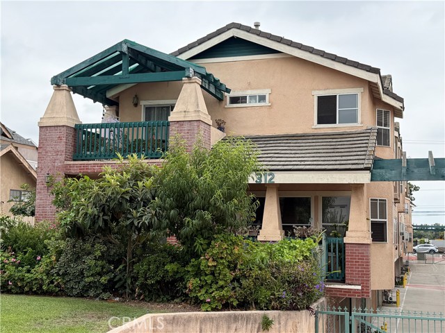 312 Genoa C — photo