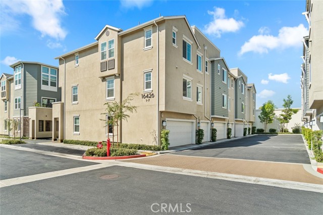 16426 Whittier 3 — photo
