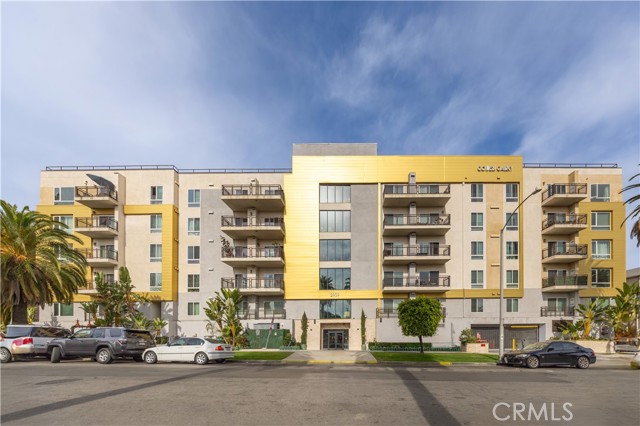 2939 Leeward 305 — photo