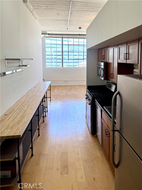 420 S San Pedro St 405 — photo