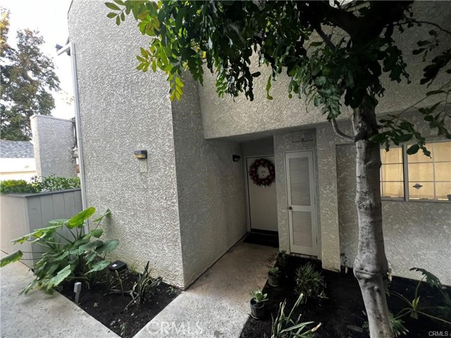 20155 Keswick St 106 — photo