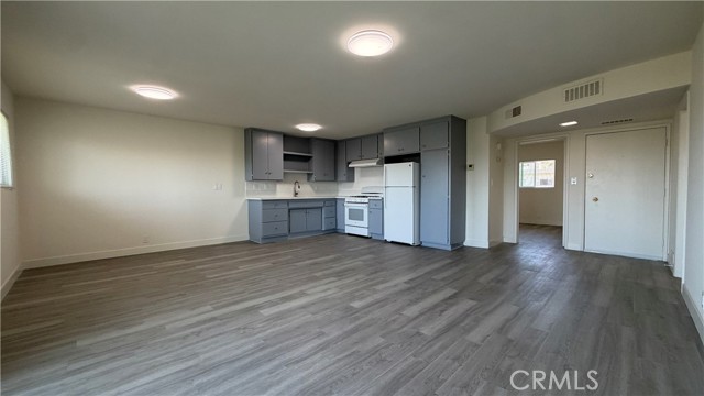 1831 Garvey Ave 14 — photo