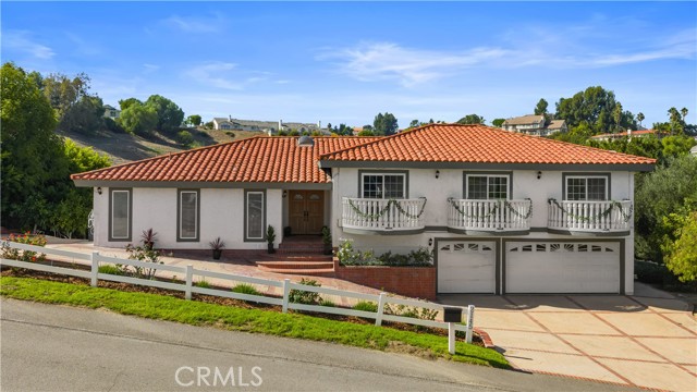 2145 Indian Creek — photo